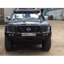 Передний бампер Nissan Navara D40