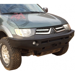 Передний бампер Mitsubishi L200 New (люкс)